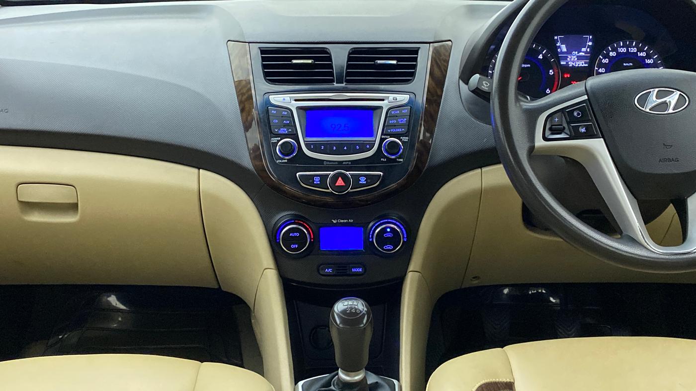 2014 Hyundai Verna FLUIDIC 1.6 SX CRDI, Diesel, Manual, 94,411 km, Air Conditioner