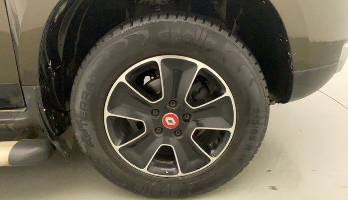 2018 Renault Duster RXS CVT, Petrol, Automatic, 25,066 km, Right Front Wheel