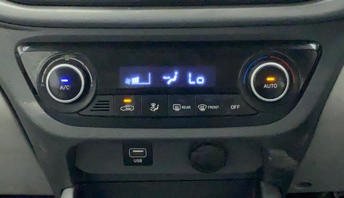2020 Hyundai GRAND I10 NIOS SPORTZ 1.2 KAPPA VTVT CNG, CNG, Manual, 27,458 km, Automatic Climate Control