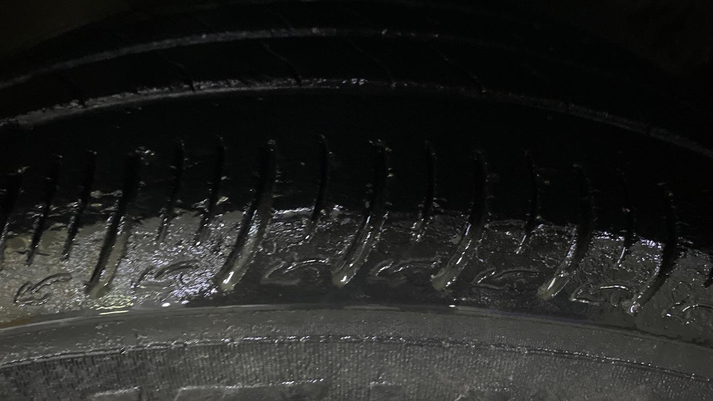 2022 Maruti IGNIS SIGMA 1.2, Petrol, Manual, 81,393 km, Right Front Tyre Tread