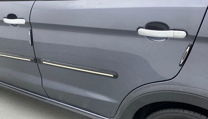2018 Ford FREESTYLE TITANIUM PLUS 1.2 PETROL, Petrol, Manual, 76,196 km, Rear left door - Slightly dented