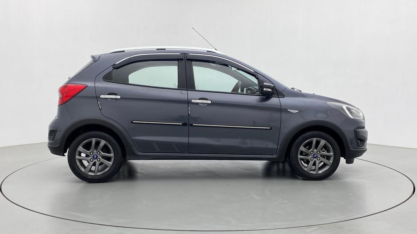 2018 Ford FREESTYLE TITANIUM PLUS 1.2 PETROL, Petrol, Manual, 76,196 km, Right Side View