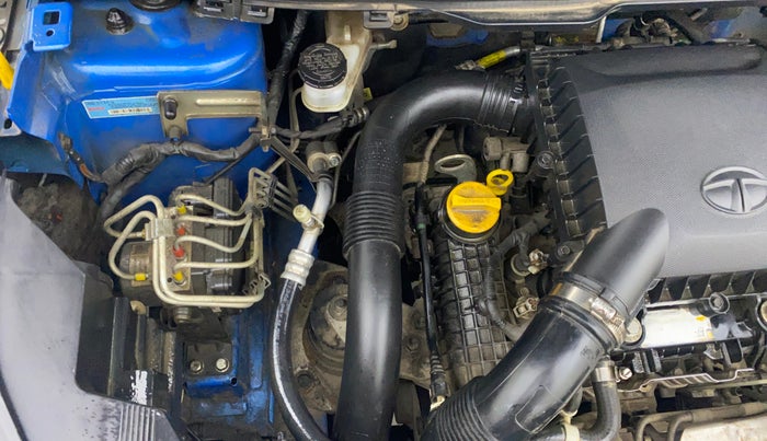 2020 Tata NEXON XZA PLUS (O) PETROL DUAL TONE, Petrol, Automatic, 17,597 km, Engine View - Right