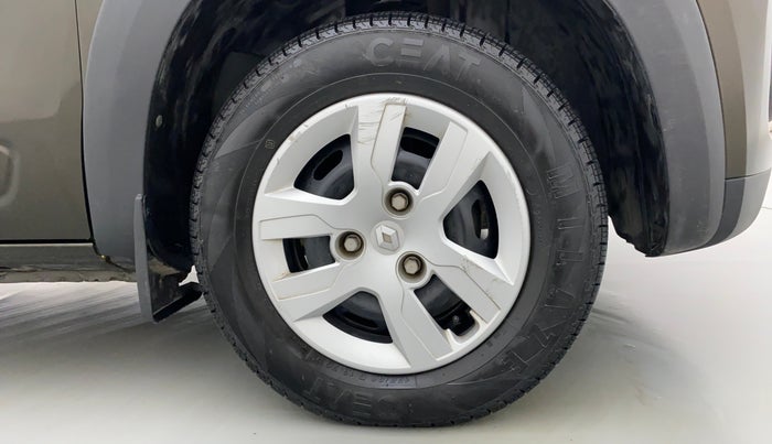 2018 Renault Kwid RXT Opt, Petrol, Manual, 33,167 km, Right Front Tyre