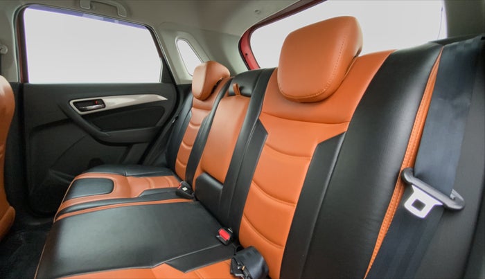 2016 Maruti Vitara Brezza ZDI, Diesel, Manual, 26,786 km, Right Side Rear Door Cabin