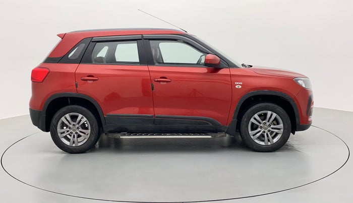 2016 Maruti Vitara Brezza ZDI, Diesel, Manual, 26,786 km, Right Side