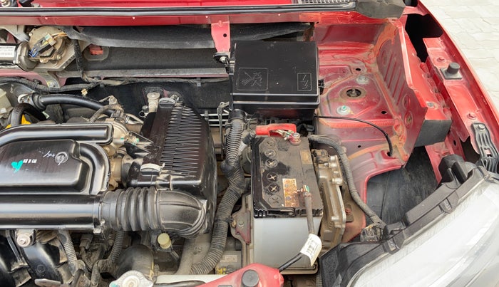 2023 Renault Kwid RXT 1.0 AMT, Petrol, Automatic, 10,354 km, Engine View - Left