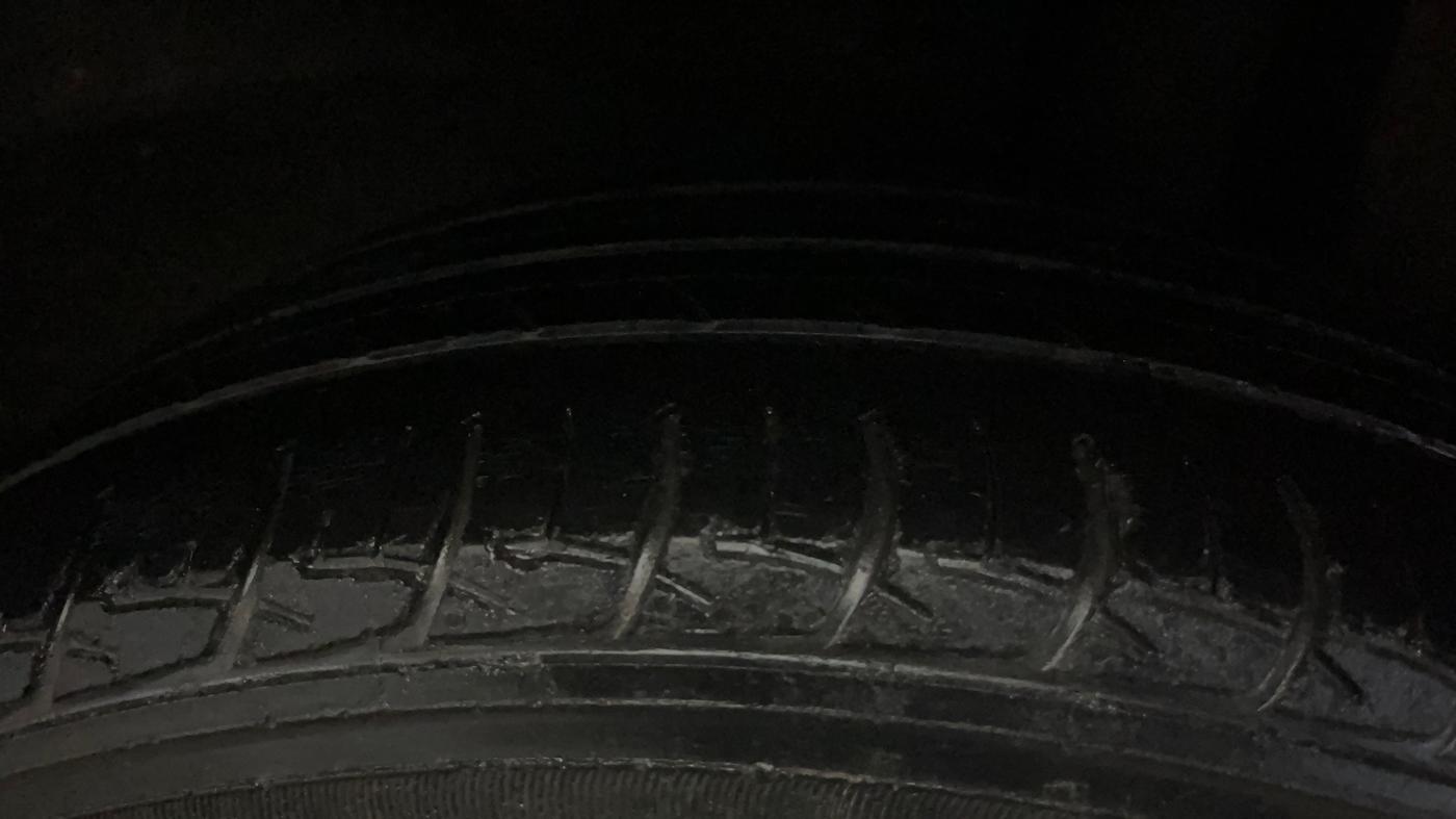 2016 Maruti Baleno DELTA PETROL 1.2, Petrol, Manual, 71,356 km, Left Rear Tyre Tread