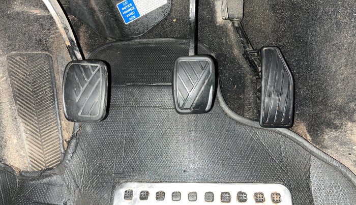 2016 Maruti Baleno DELTA PETROL 1.2, Petrol, Manual, 71,356 km, Pedals