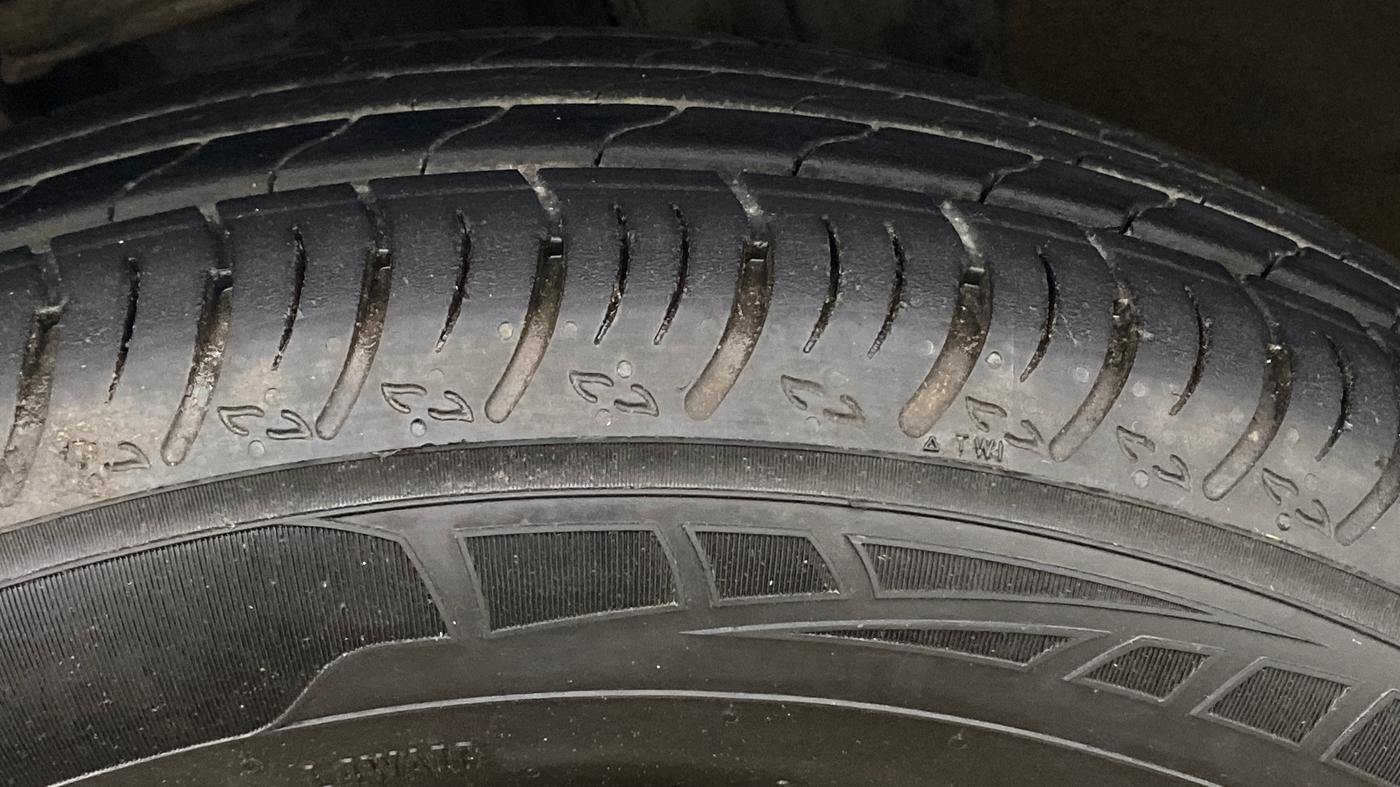 2021 Renault Kiger RXZ MT, Petrol, Manual, 63,119 km, Left Front Tyre Tread