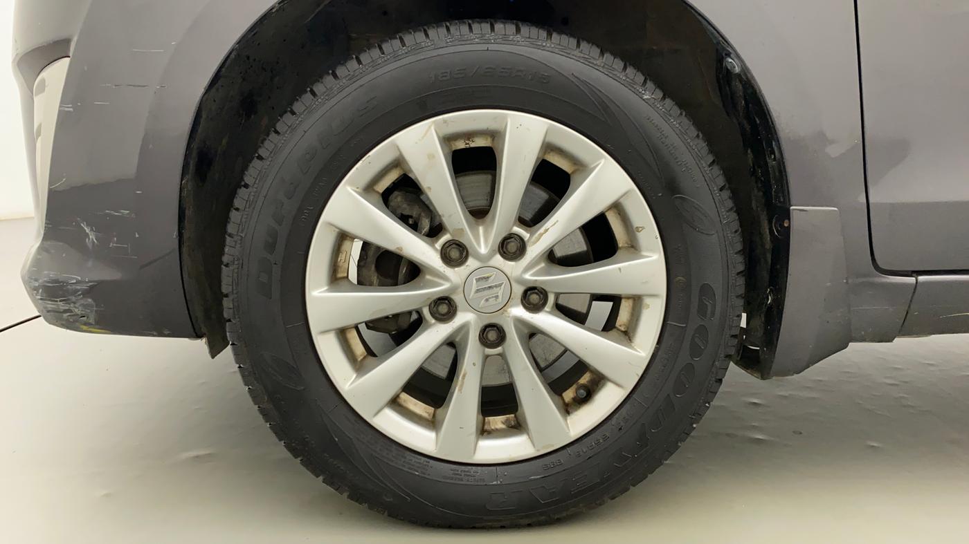 2013 Maruti Ertiga ZXI, Petrol, Manual, 82,492 km, Left Front Wheel