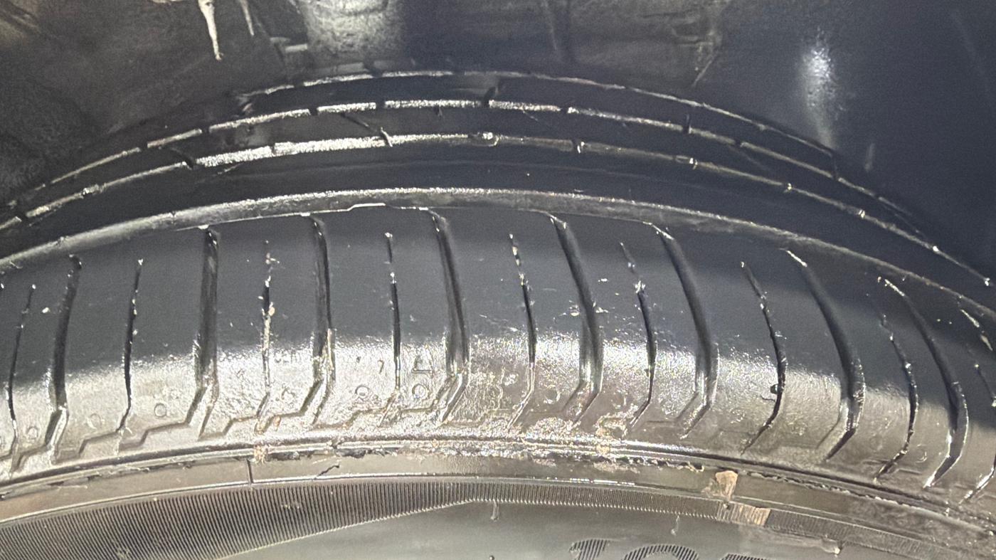 2020 Hyundai Verna SX 1.5 VTVT IVT, Petrol, Automatic, 68,332 km, Right Front Tyre Tread