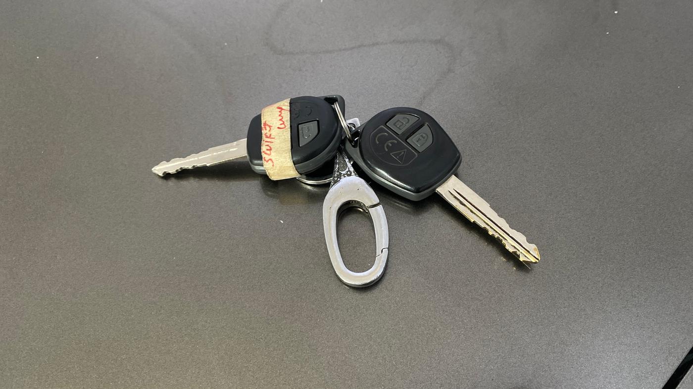 2022 Maruti Swift VXI, Petrol, Manual, 39,862 km, Key Close Up