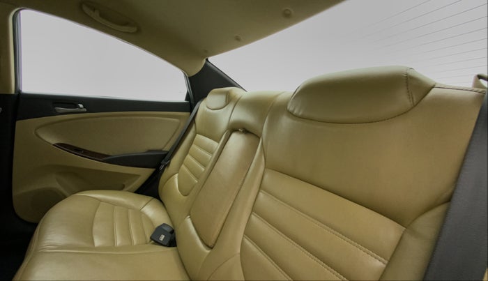 2016 Hyundai Verna FLUIDIC 4S 1.6 VTVT SX, Petrol, Manual, 57,251 km, Right Side Rear Door Cabin