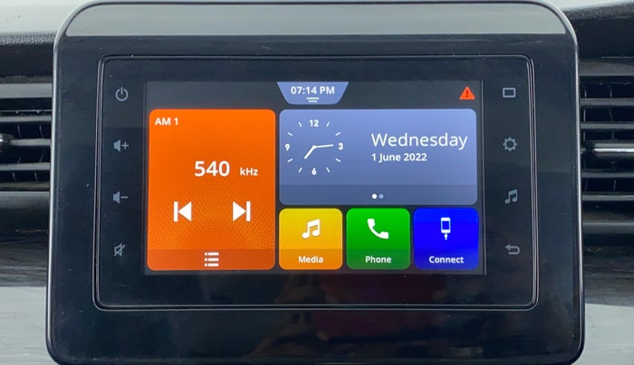 2019 Maruti XL6 ALPHA SHVS  MT, Petrol, Manual, 18,136 km, Infotainment System