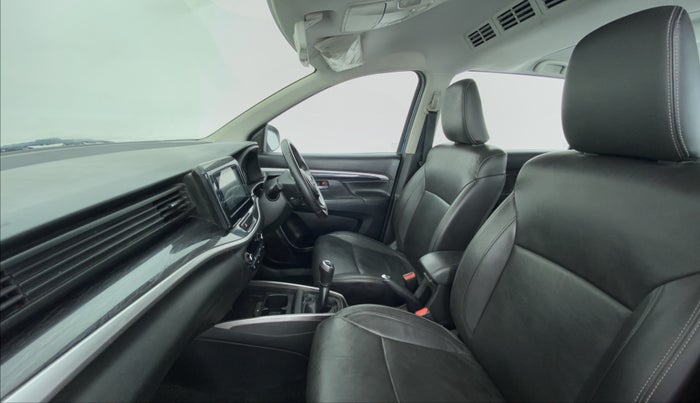 2019 Maruti XL6 ALPHA SHVS  MT, Petrol, Manual, 18,136 km, Right Side Front Door Cabin