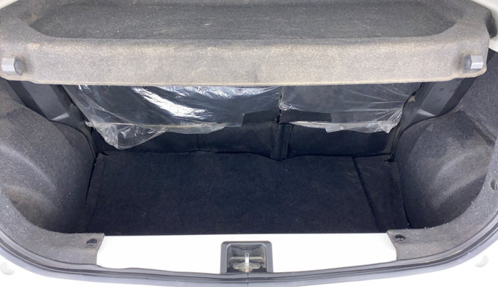 2021 Maruti New Wagon-R VXI 1.0, Petrol, Manual, 2,100 km, Boot Inside