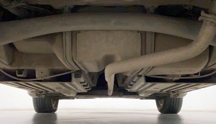 2018 Maruti Vitara Brezza ZDI+ DUAL TONE AMT, Diesel, Automatic, 60,702 km, Rear Underbody
