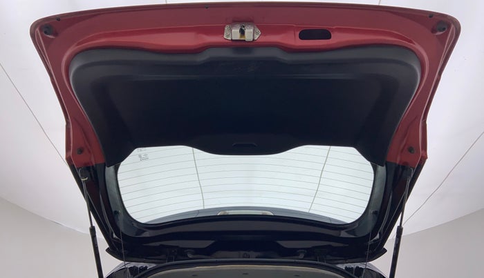 2018 Maruti Vitara Brezza ZDI+ DUAL TONE AMT, Diesel, Automatic, 60,702 km, Boot Door Open