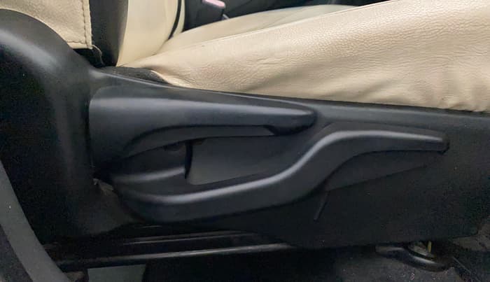 2013 Toyota Etios Liva TRD SPORTIVO PETROL, Petrol, Manual, 28,181 km, Driver Side Adjustment Panel