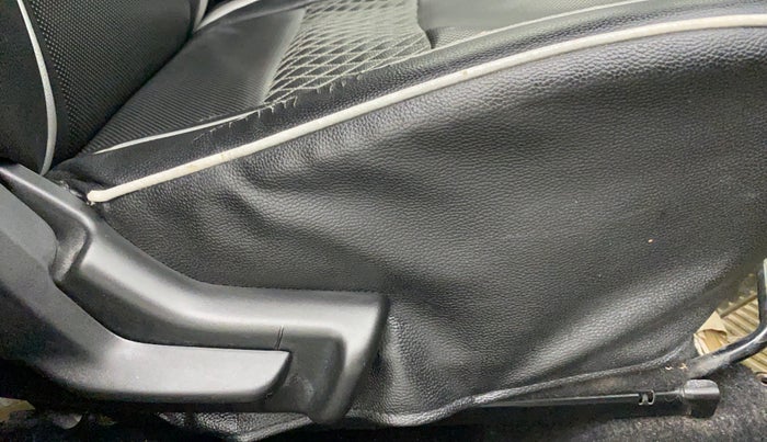 2017 Maruti Baleno DELTA PETROL 1.2, Petrol, Manual, 78,681 km, Driver Side Adjustment Panel