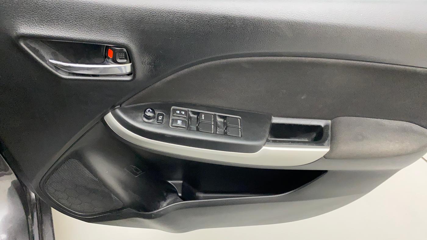 2017 Maruti Baleno DELTA PETROL 1.2, Petrol, Manual, 78,681 km, Driver Side Door Panels Control
