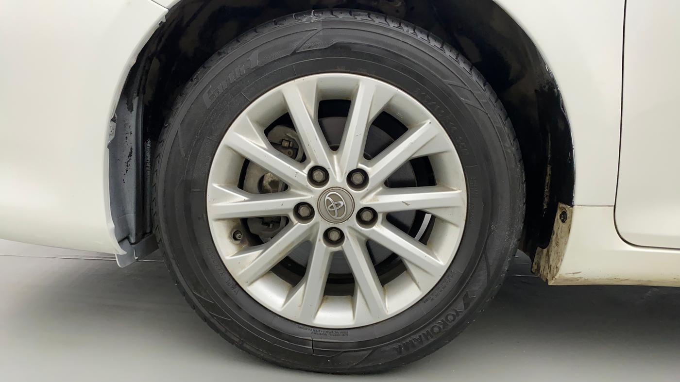 2015 Toyota Camry 2.5 AT, Petrol, Automatic, 90,405 km, Left Front Wheel