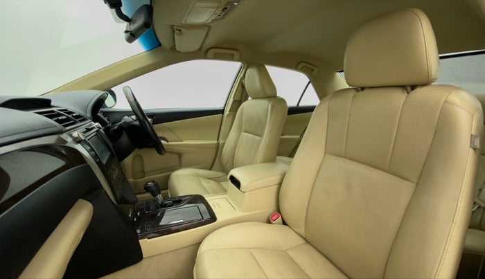 2015 Toyota Camry 2.5 AT, Petrol, Automatic, 90,405 km, Right Side Front Door Cabin
