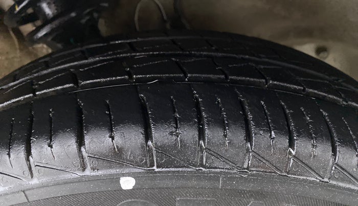 2021 Maruti Alto VXI, Petrol, Manual, 24,524 km, Right Front Tyre Tread