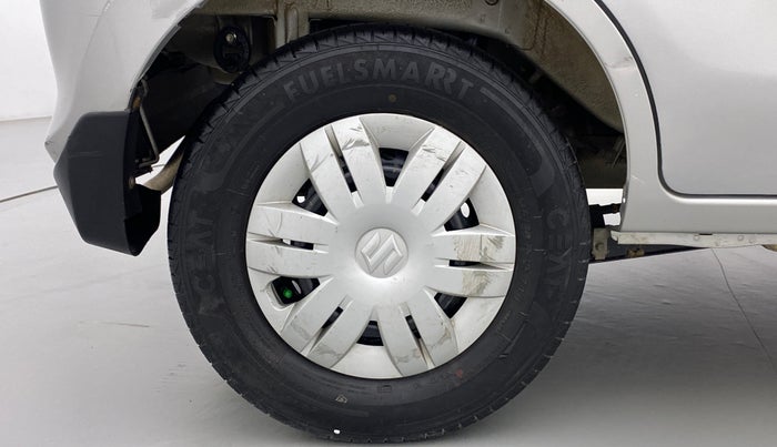 2021 Maruti Alto VXI, Petrol, Manual, 24,524 km, Right Rear Wheel