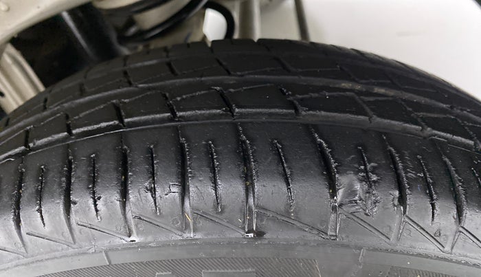 2021 Maruti Alto VXI, Petrol, Manual, 24,524 km, Left Rear Tyre Tread