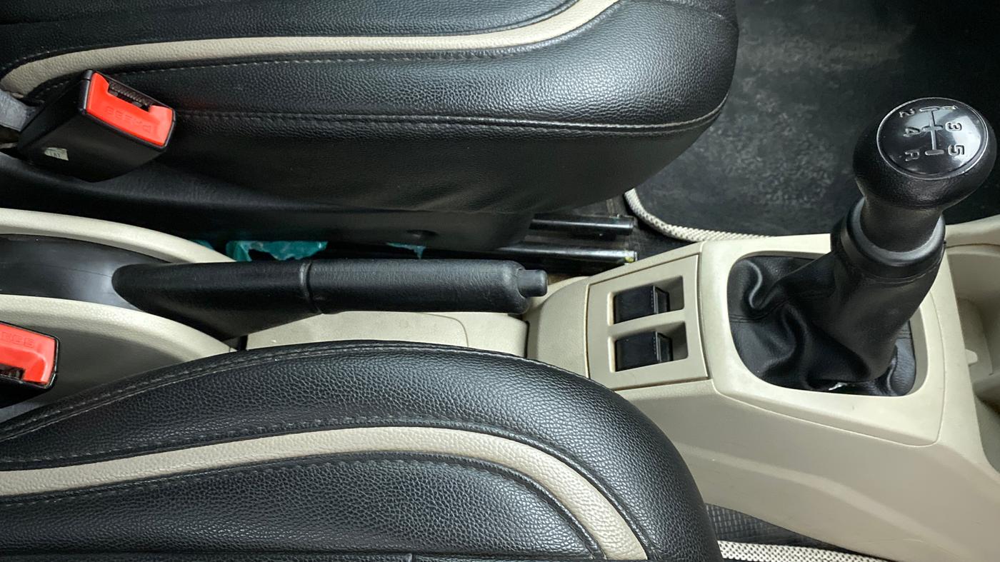 2021 Maruti Alto VXI, Petrol, Manual, 24,524 km, Gear Lever