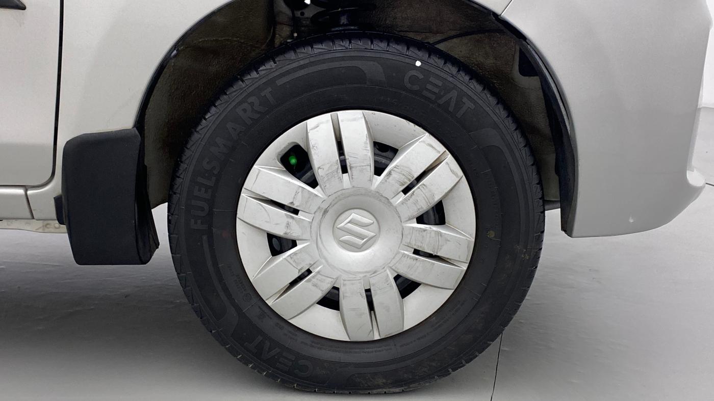 2021 Maruti Alto VXI, Petrol, Manual, 24,524 km, Right Front Wheel