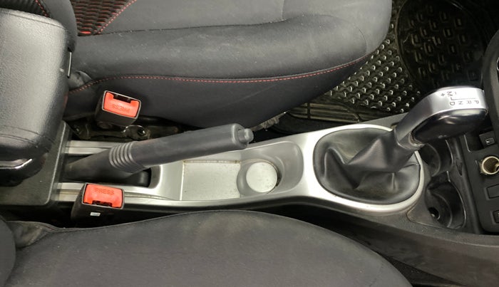 2017 Renault Duster RXS CVT, CNG, Automatic, 15,486 km, Gear Lever