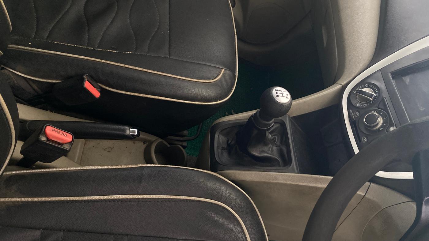 2017 Maruti Celerio VXI CNG, CNG, Manual, 78,223 km, Gear Lever