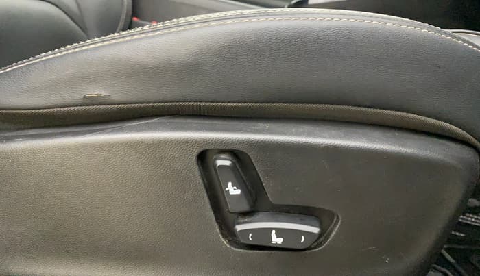 2020 MG HECTOR SHARP 1.5 DCT PETROL, Petrol, Automatic, 47,007 km, Driver Side Adjustment Panel