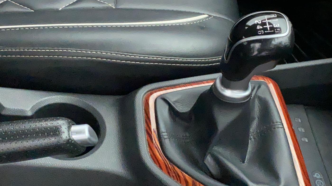2019 Hyundai Creta SX 1.6 PETROL, Petrol, Manual, 28,314 km, Gear Lever