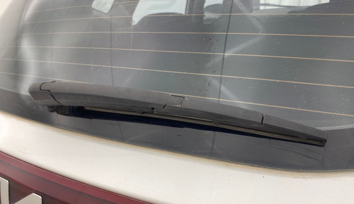 2023 KIA SELTOS  HTK PLUS 1.5 DIESEL IMT, Diesel, Manual, 91,645 km, Rear Wiper