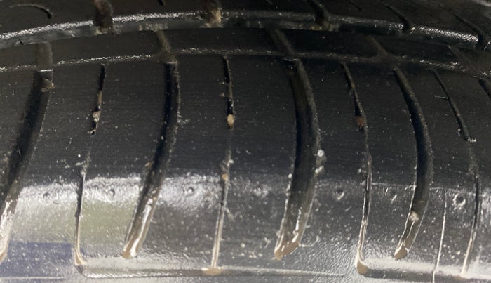 2023 KIA SELTOS  HTK PLUS 1.5 DIESEL IMT, Diesel, Manual, 91,645 km, Left Front Tyre Tread