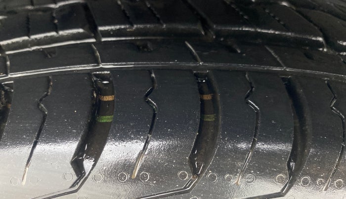 2023 KIA SELTOS  HTK PLUS 1.5 DIESEL IMT, Diesel, Manual, 91,645 km, Right Rear Tyre Tread