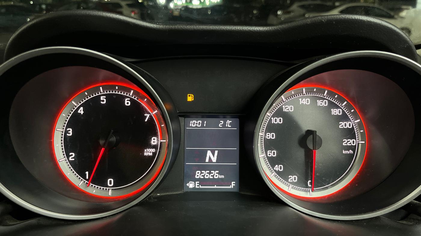 2021 Maruti Swift VXI AMT, Petrol, Automatic, 82,625 km, Odometer Image
