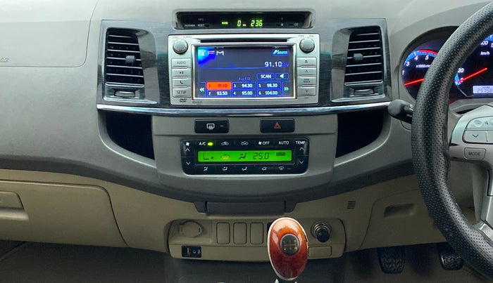 2012 Toyota Fortuner 3.0 MT 4X4, Diesel, Manual, 1,47,757 km, Air Conditioner