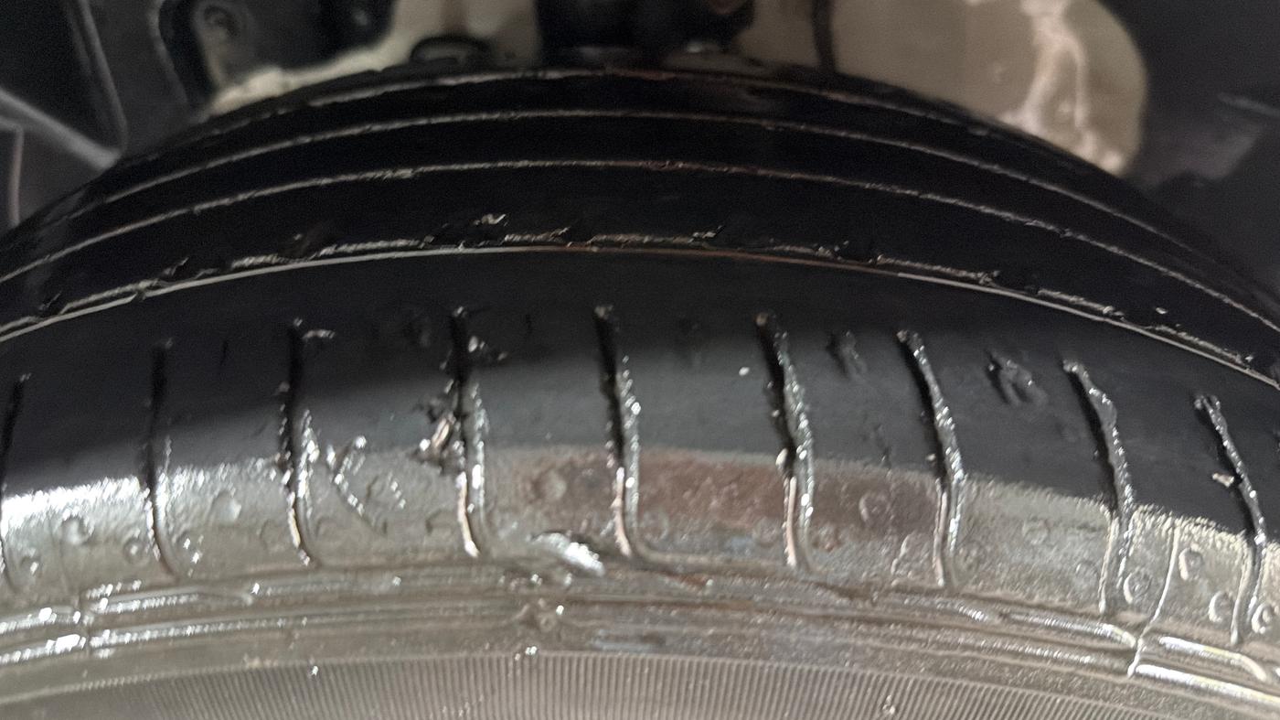 2014 Ford Ecosport TREND 1.5L PETROL, Petrol, Manual, 78,477 km, Left Front Tyre Tread