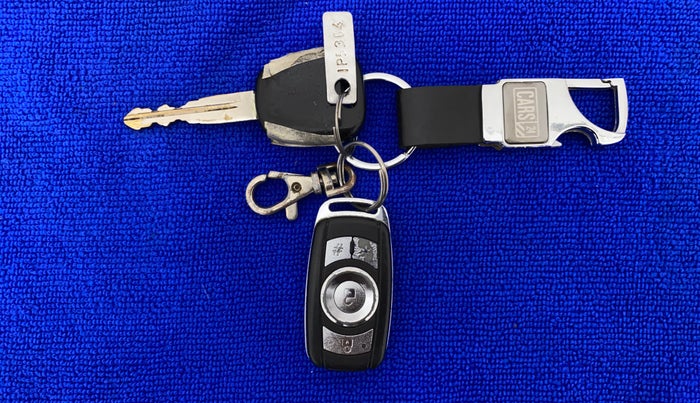 2012 Maruti Ritz VXI, Petrol, Manual, 1,20,973 km, Key Close Up