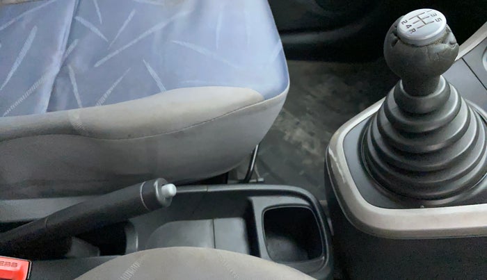 2012 Maruti Ritz VXI, Petrol, Manual, 1,20,973 km, Gear Lever
