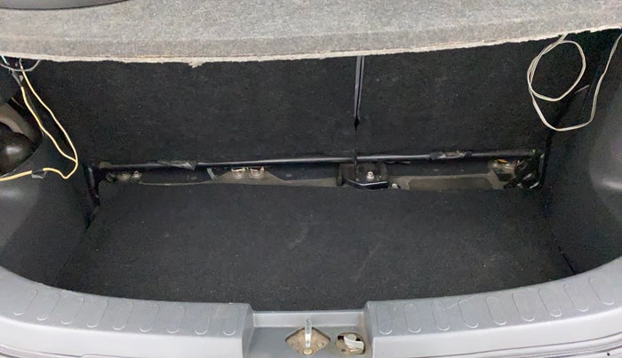 2012 Maruti Ritz VXI, Petrol, Manual, 1,20,973 km, Boot Inside