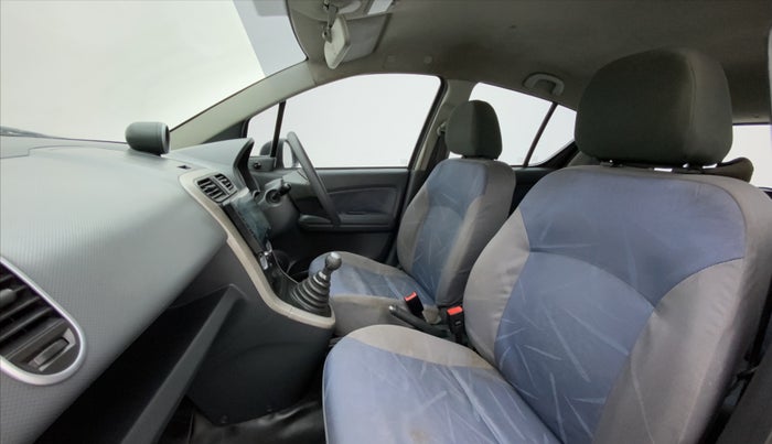 2012 Maruti Ritz VXI, Petrol, Manual, 1,20,973 km, Right Side Front Door Cabin