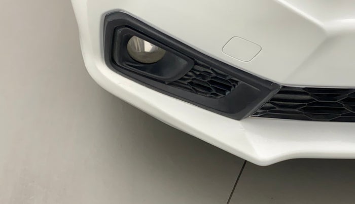 2018 Honda Amaze 1.2L I-VTEC V CVT, Petrol, Automatic, 1,07,099 km, Front bumper - Chrome strip damage