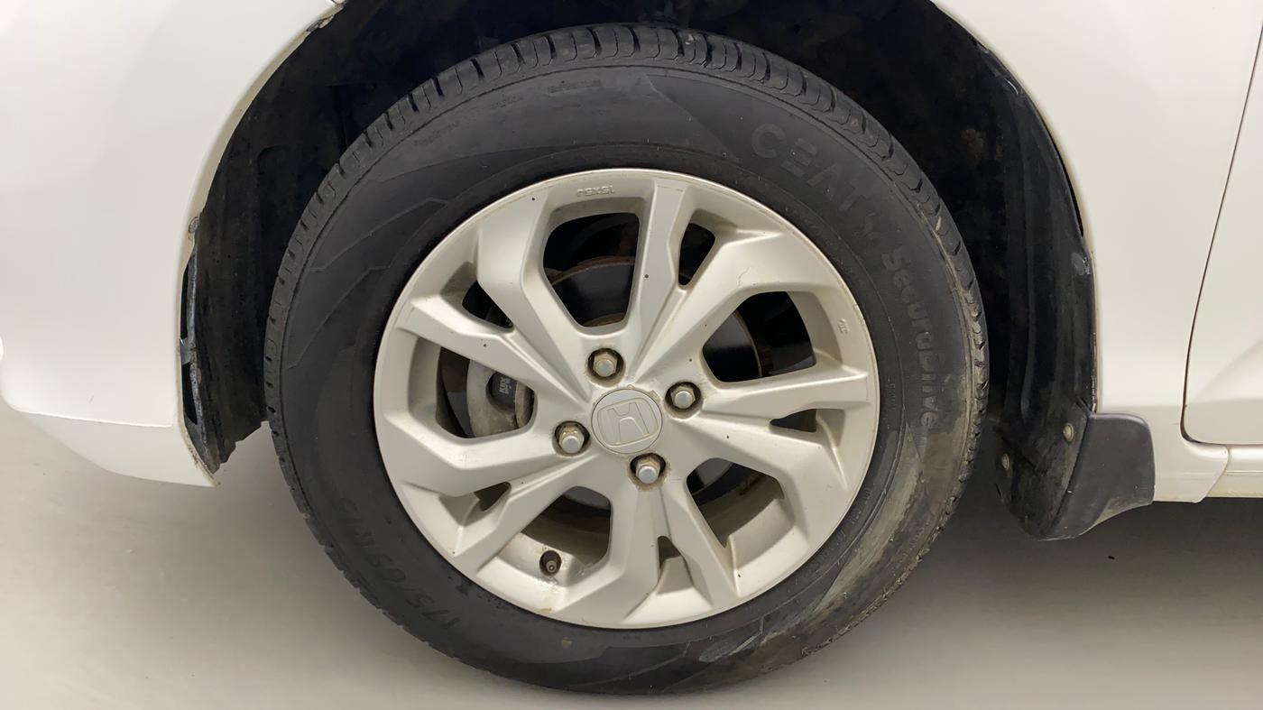 2018 Honda Amaze 1.2L I-VTEC V CVT, Petrol, Automatic, 1,07,099 km, Left Front Wheel
