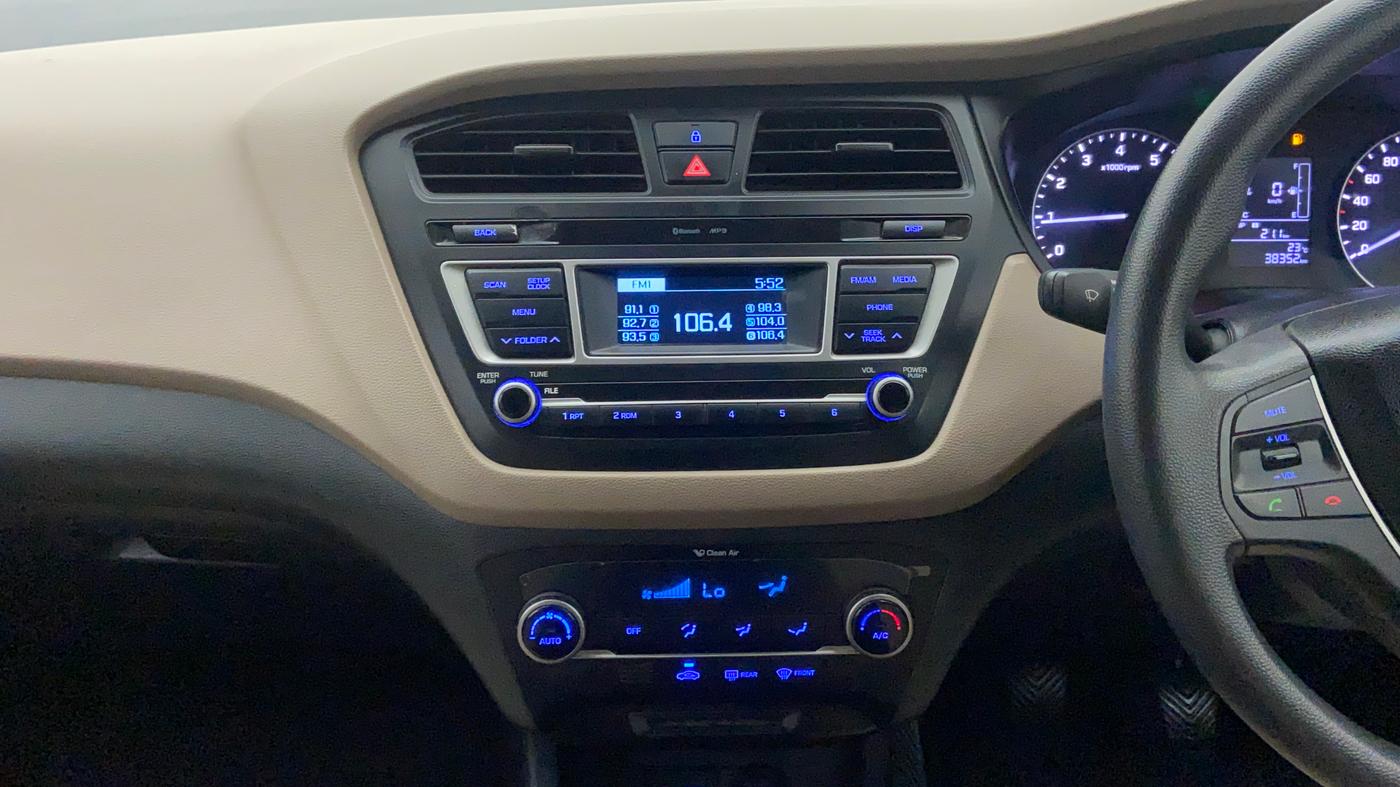 2016 Hyundai Elite i20 SPORTZ 1.2, Petrol, Manual, 38,352 km, Air Conditioner